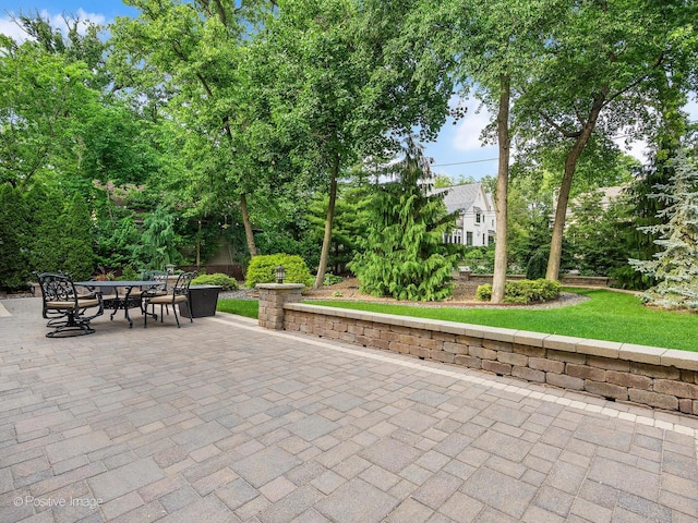 456 S Julian St, Naperville, IL 60540 - view of patio / terrace featuring outdoor dining space