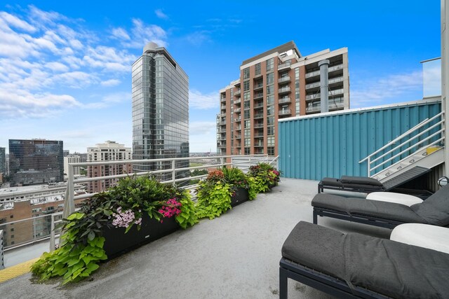 40 E 9th St Unit 1807, Chicago, IL 60605 - view of patio / terrace featuring a balcony and a view of city