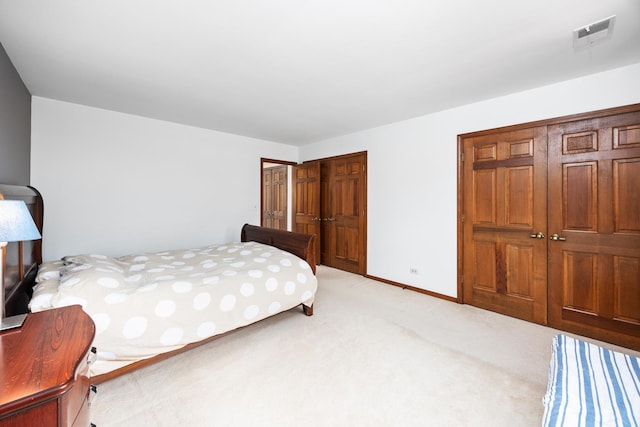 1125 Huntleigh Dr, Naperville, IL 60540 - bedroom with light carpet and baseboards