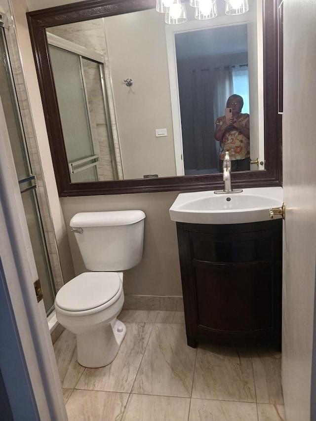 366 Pinetree Ln Unit B1, Schaumburg, IL 60193 - full bath with vanity, toilet, marble look tile flooring, and a stall shower
