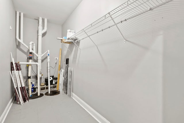 1505 N Talman Ave Unit 1, Chicago, IL 60622 - view of walk in closet