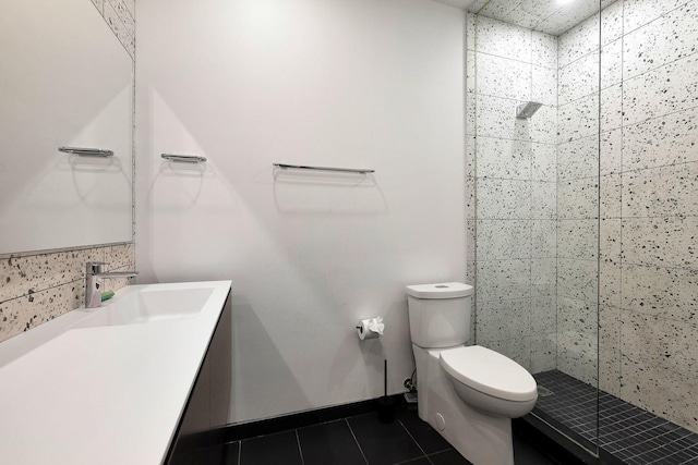 839 N Hermitage Ave Unit 101, Chicago, IL 60622 - full bath with toilet, tile patterned flooring, a tile shower, and vanity