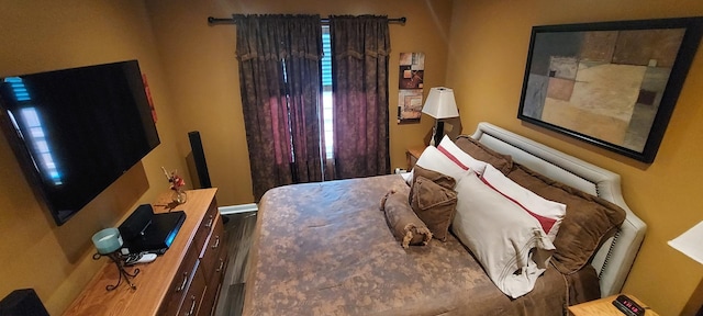 39806 Waterloo Dr, Beach Park, IL 60083 - bedroom with baseboards