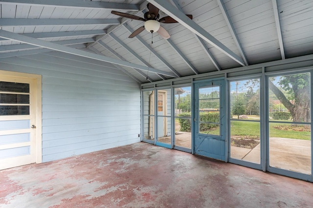 1018 Jericho Rd, Aurora, IL 60506 - unfurnished sunroom with a ceiling fan