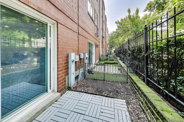 2801 N Wolcott Ave Unit L, Chicago, IL 60657 - view of patio / terrace