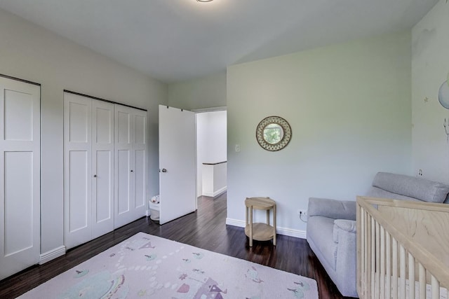 2801 N Wolcott Ave Unit L, Chicago, IL 60657 - bedroom featuring baseboards and dark wood-type flooring