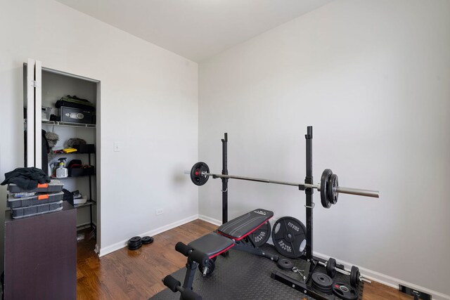 1630 N Avers Ave, Chicago, IL 60647 - workout area featuring wood finished floors and baseboards