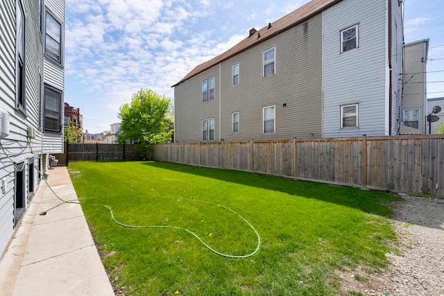 1630 N Avers Ave, Chicago, IL 60647 - view of yard