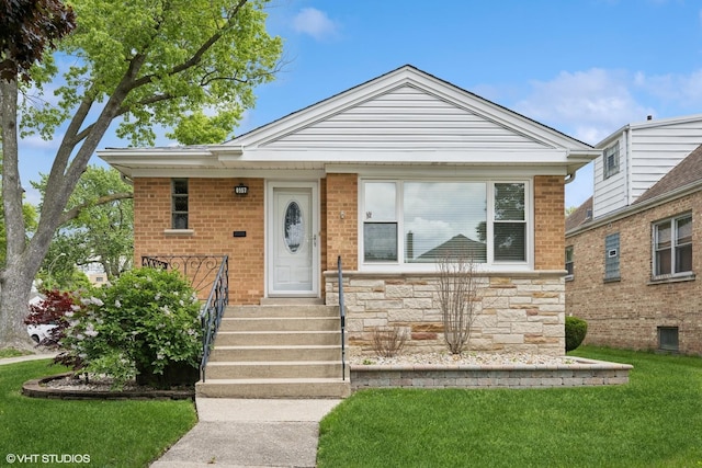 4957 N Meade Ave, Chicago, IL 60630 - photo 1