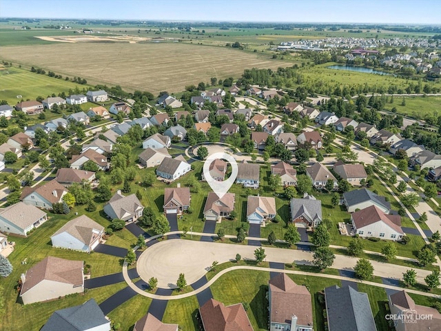 794 Suffield Ct, Oswego, IL 60543 - aerial view of property's location featuring nearby suburban area and a large body of water