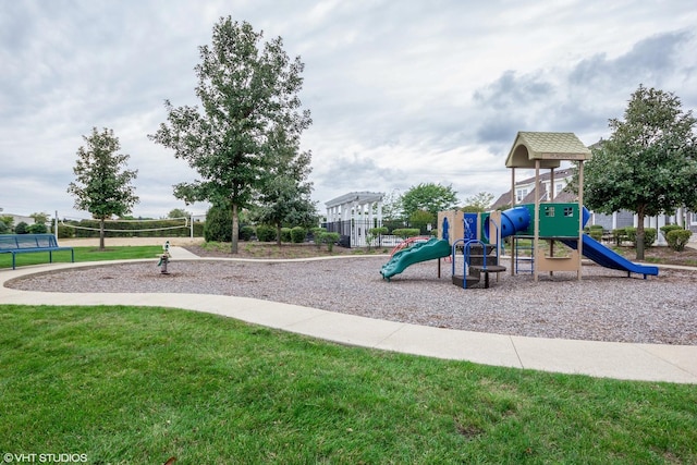 794 Suffield Ct, Oswego, IL 60543 - community jungle gym with a yard