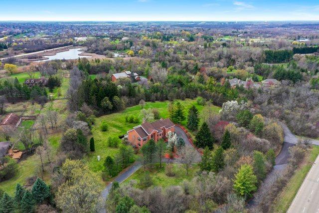 309 Dundee Rd, Barrington, IL 60010 - drone / aerial view