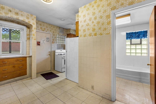 4835 W Sunnyside Ave, Chicago, IL 60630 - photo 5