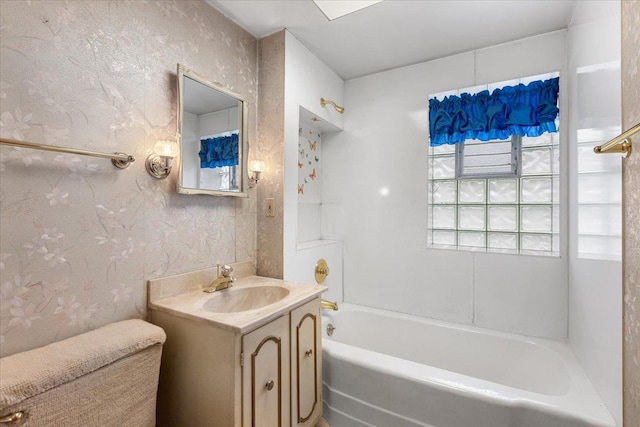 4835 W Sunnyside Ave, Chicago, IL 60630 - photo 9