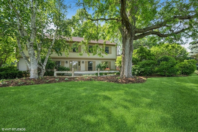 25801 Twin Pond Rd, Lake Barrington, IL 60010 - view of front of house with a front yard