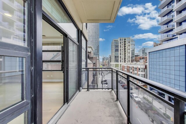 101 W Superior St Unit 501, Chicago, IL 60654 - balcony featuring a view of city