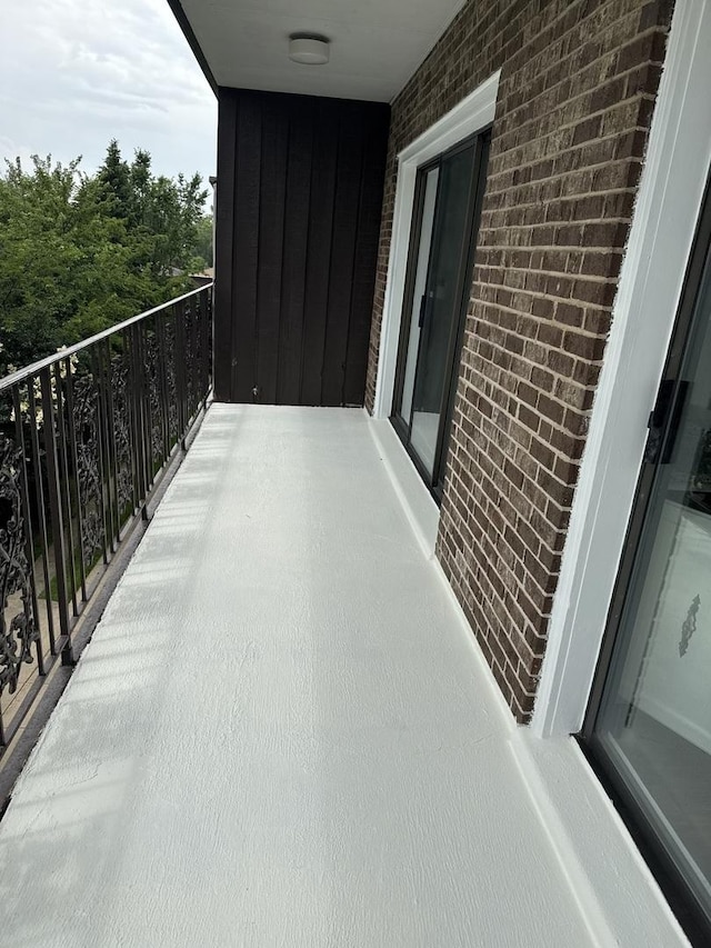5501 Lincoln Ave Unit 405, Morton Grove, IL 60053 - view of balcony