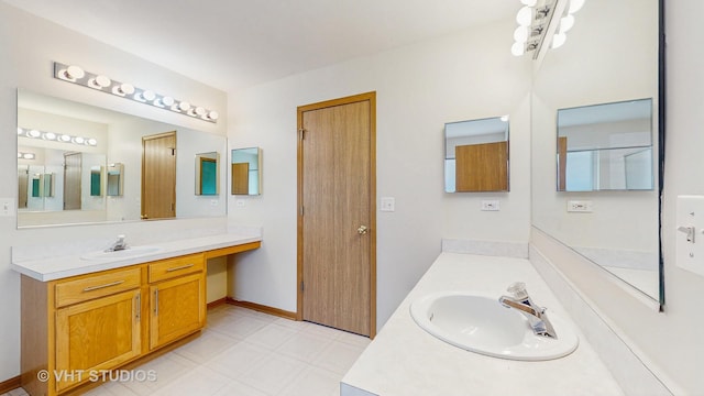 6542 Pine Hollow Rd, Carpentersville, IL 60110 - full bathroom with two vanities