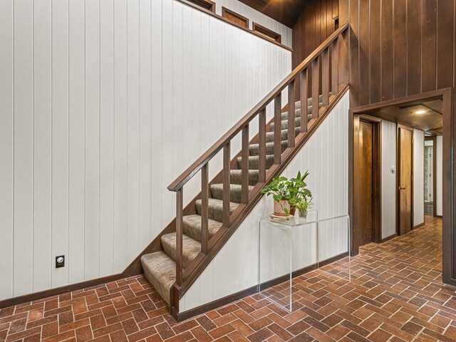 2307 Stoneridge Close, Rockford, IL 61107 - photo 5