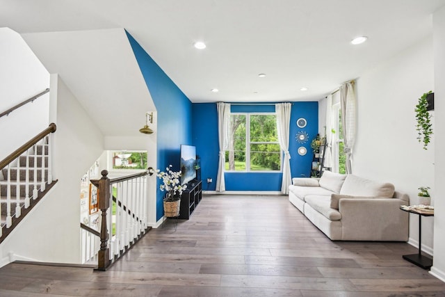 29W690 Cambridge Ct, Warrenville, IL 60555 - living area with hardwood / wood-style floors, recessed lighting, and baseboards