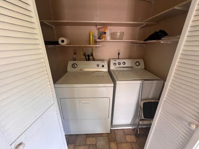 409 S E St, Clinton, IL 61727 - photo 19