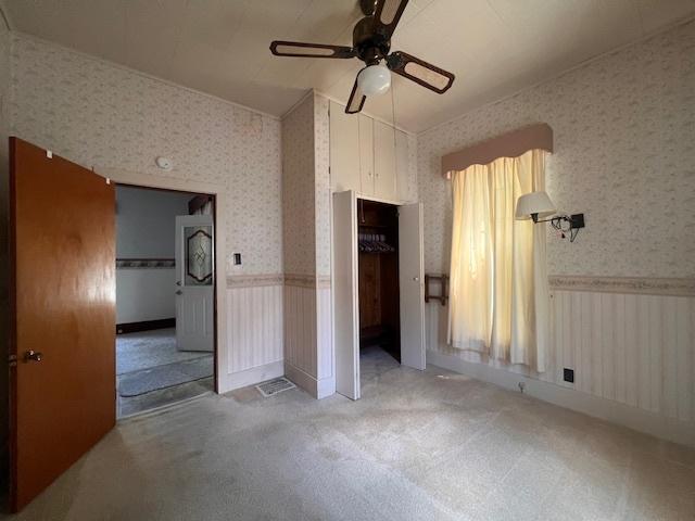 409 S E St, Clinton, IL 61727 - photo 8
