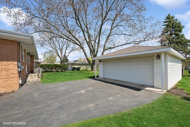 907 N Wilshire Ln, Arlington Heights, IL 60004 - view of detached garage