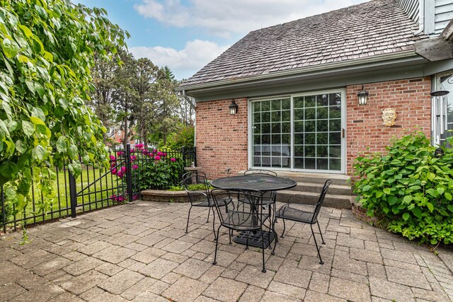 36955 N Fox Hill Dr, Wadsworth, IL 60083 - view of patio with outdoor dining area