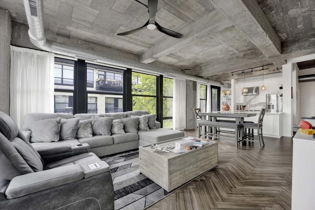 1033 W 14th Pl Unit 337, Chicago, IL 60608 - living area with ceiling fan