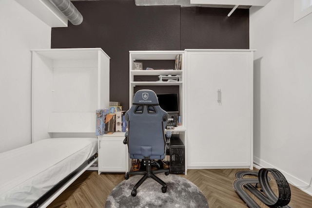 1033 W 14th Pl Unit 337, Chicago, IL 60608 - bedroom featuring an office area and baseboards