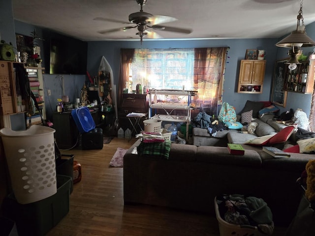 305 S Main St, Dana, IL 61321 - photo 9