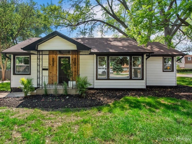 490 S Mchenry Ave, Crystal Lake, IL 60014 - view of front of home with a front lawn