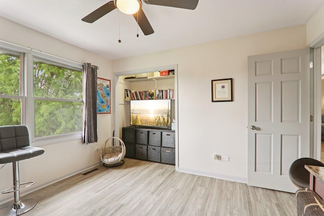 304 Fairhaven Dr, Winthrop Harbor, IL 60096 - living area with wood finished floors and a ceiling fan