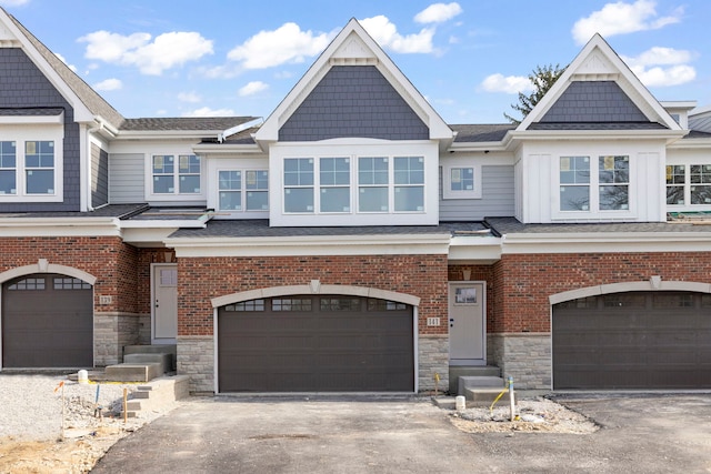 133 Harding Ct, Glen Ellyn, IL 60137 - photo 1