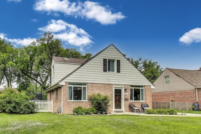 614 Beach Ave, La Grange Park, IL 60526 - bungalow featuring brick siding
