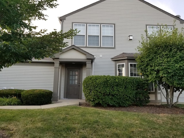 3148 Ollerton Ave Unit 3148, Aurora, IL 60502 - view of front facade with a front yard