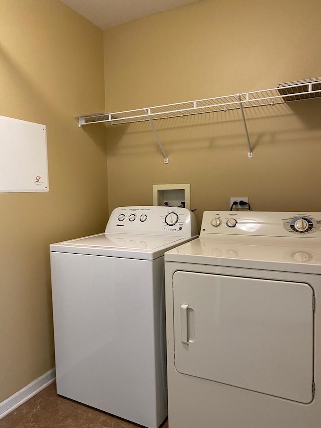 3148 Ollerton Ave Unit 3148, Aurora, IL 60502 - laundry room featuring washer and dryer and baseboards