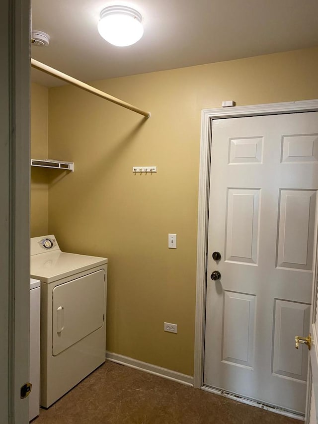 3148 Ollerton Ave Unit 3148, Aurora, IL 60502 - laundry area with separate washer and dryer and baseboards