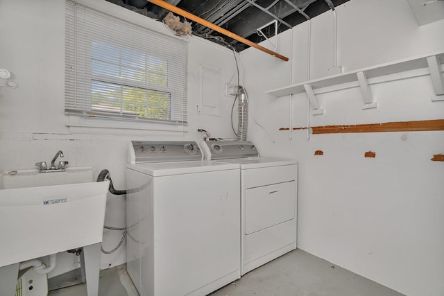 308 Tamarack Ave, Naperville, IL 60540 - laundry area with independent washer and dryer