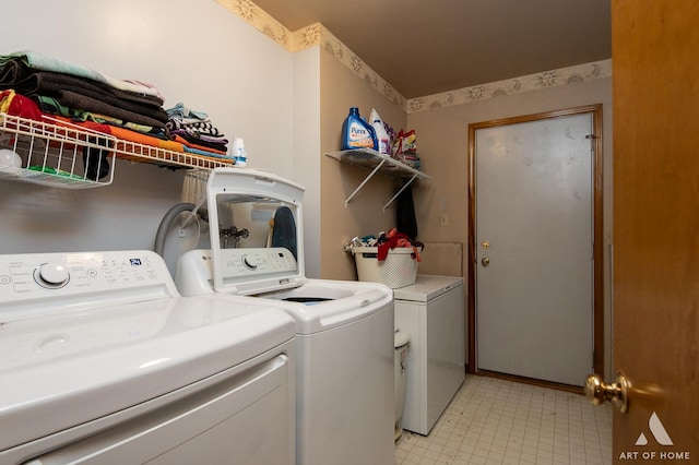 1710 Chestnut Hill Rd, Plainfield, IL 60586 - washroom with washing machine and dryer
