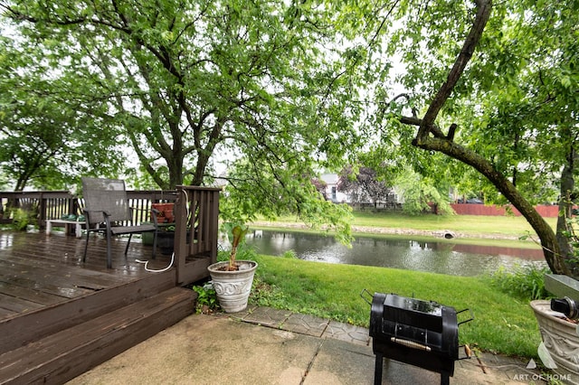 1710 Chestnut Hill Rd, Plainfield, IL 60586 - view of patio with a deck with water view