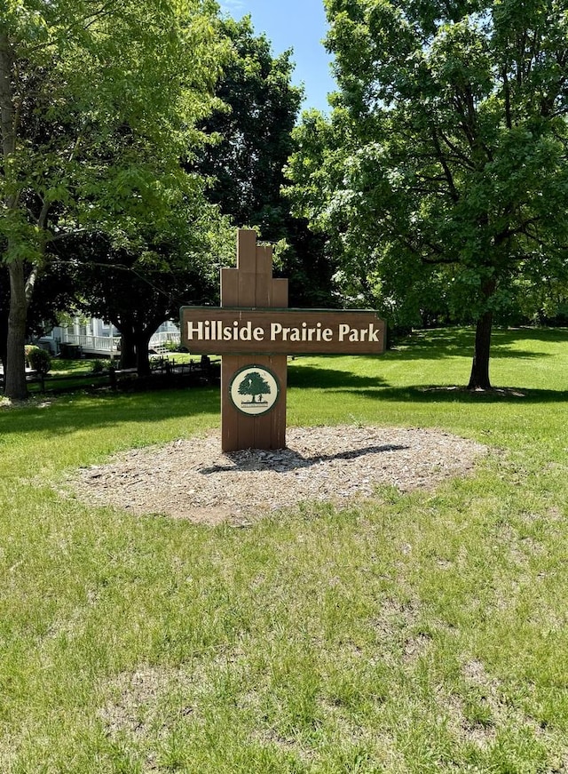 325 Pearl St, Cary, IL 60013 - community sign featuring a lawn