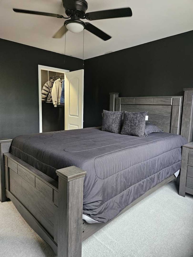 441 Commanche Trl, Wheeling, IL 60090 - carpeted bedroom featuring ceiling fan and a closet
