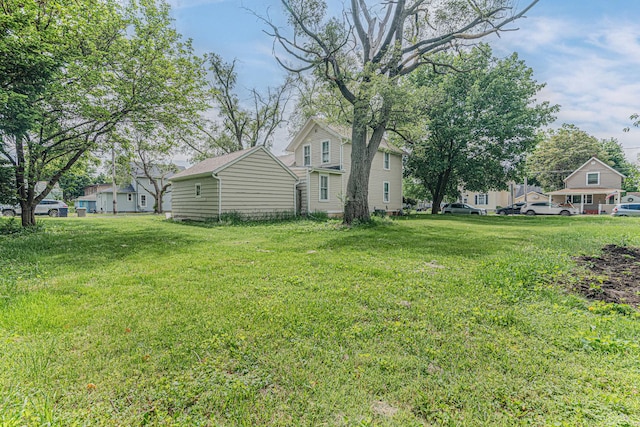 552 Walnut Ave, Elgin, IL 60123 - view of green lawn