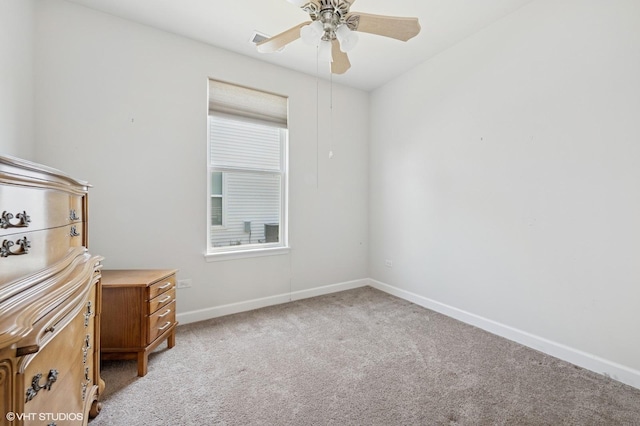 3332 Sheridan Ln, Mundelein, IL 60060 - unfurnished room with light carpet and ceiling fan