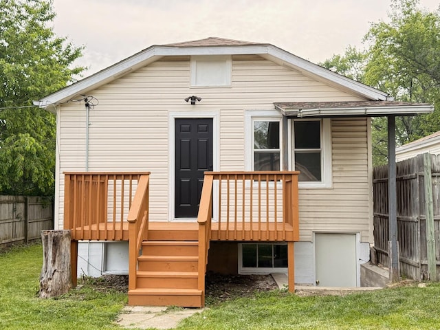 1327 N Pleasant Dr, Round Lake Beach, IL 60073 - back of property featuring a wooden deck
