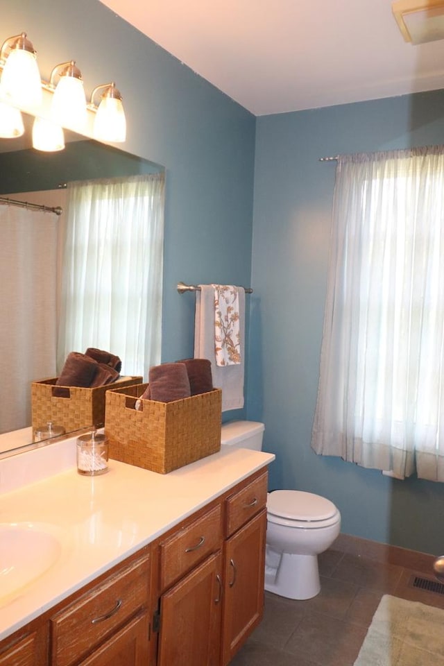 1900 Waverly Ln, Algonquin, IL 60102 - bathroom featuring plenty of natural light, toilet, and vanity