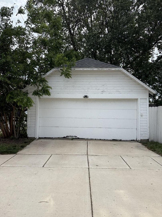 26 Elm Pl, Princeton, IL 61356 - view of detached garage