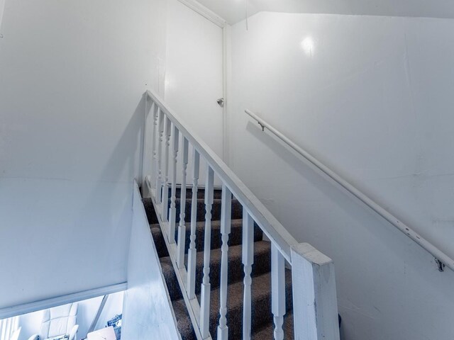 2531 N Lotus Ave, Chicago, IL 60639 - view of staircase