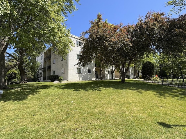 1004 E Harding Dr Unit 205, Urbana, IL 61801 - photo 1